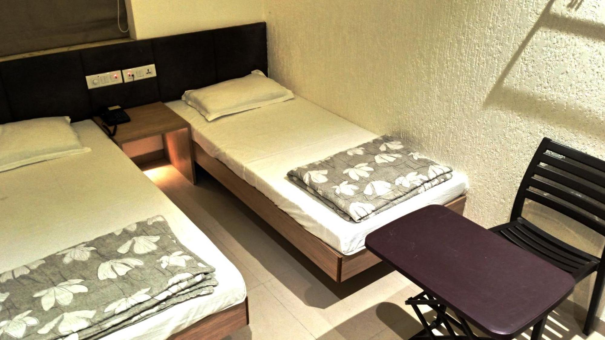 Hotel Ramniwas Jalgaon Exterior photo